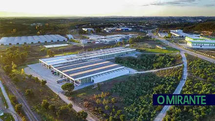 Futuro da TemaHome em Tomar continua preso por arames e trabalhadores permanecem em casa