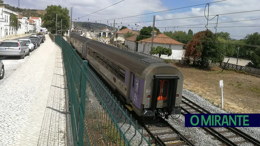 Passageiros da região pagam a factura da falta de manutenção nos comboios da CP