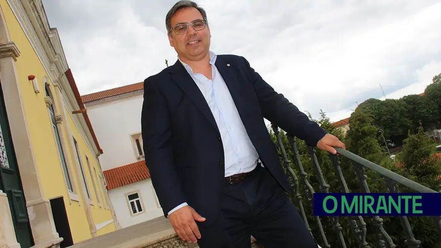 Vereador do PSD suspende mandato em Torres Novas