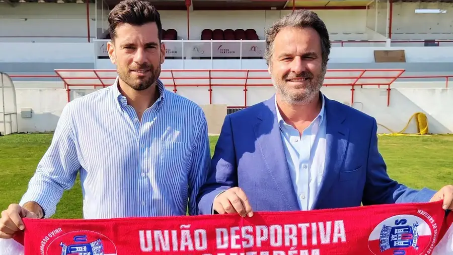 Vem do Dubai o novo director desportivo para o futebol da União de Santarém