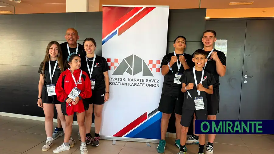 Atletas dos Centros de Karate Amicale de Almeirim e Santarém representaram Portugal em Poreč, na Croácia, no WKF Youth Training Camp. Foto DR
