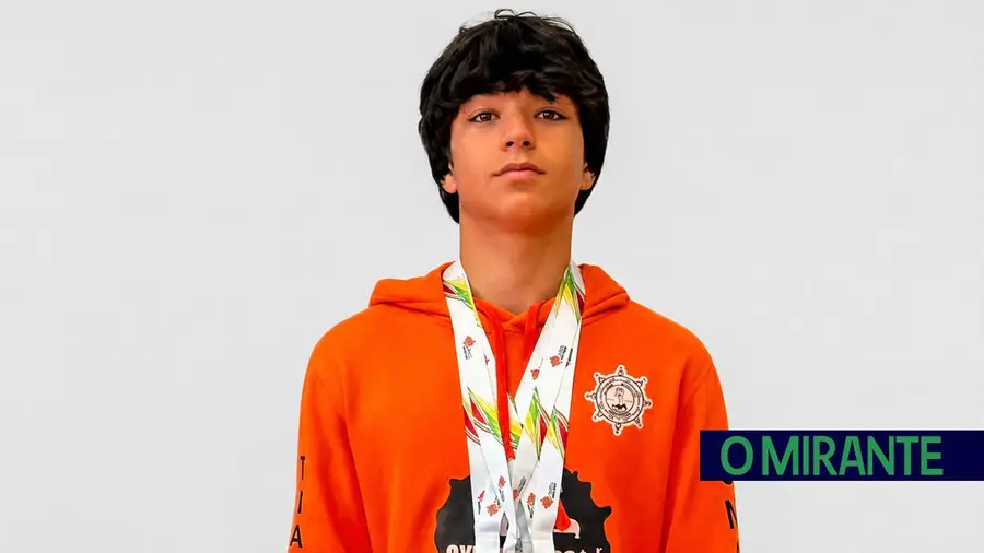 Tiago Botequilha mostra que Abrantes também sabe voar