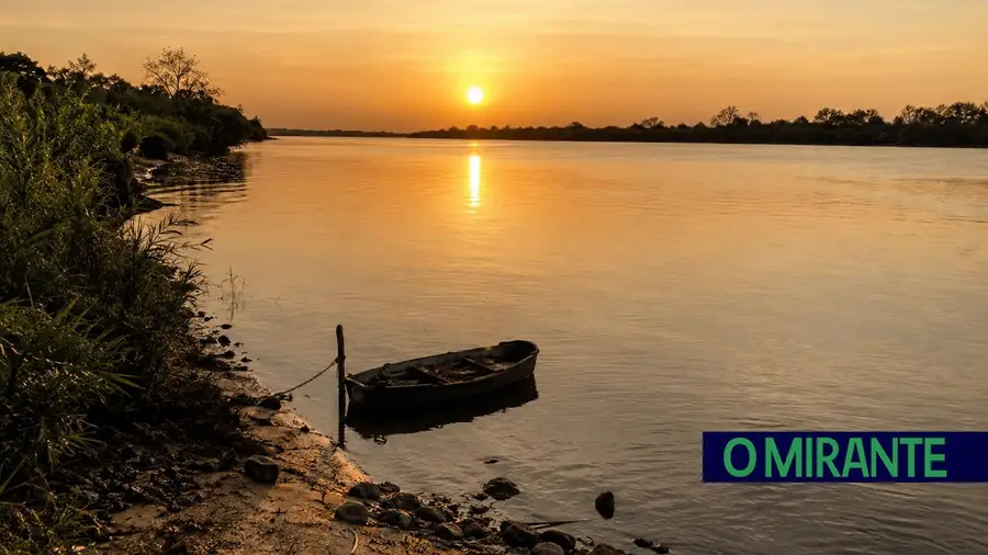 rio tejo por do sol história ilustrativ