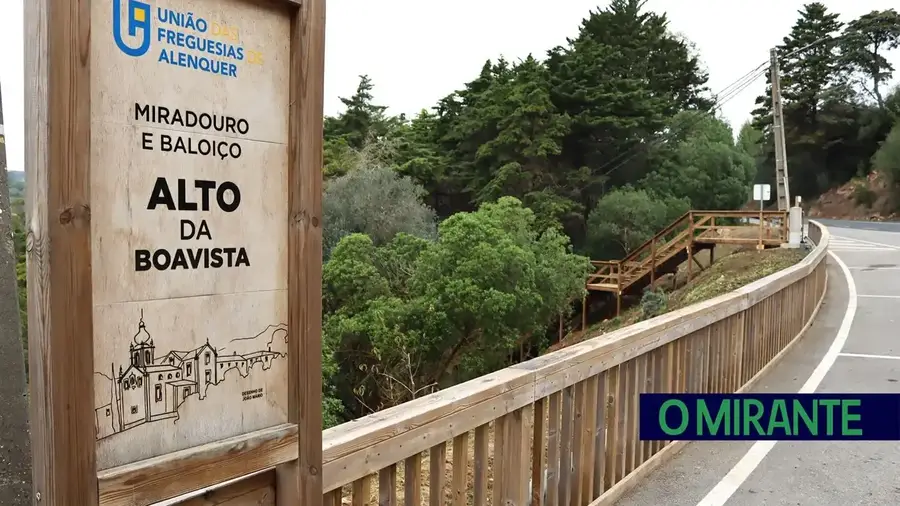 Miradouro do Alto da Boavista encerrado devido a abatimento do pavimento