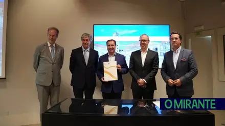 Assinado apoio de 400 mil euros para a Casa Tradicional da Erra
