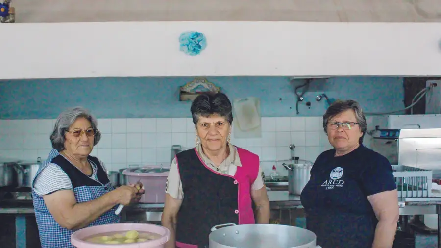 Festas de Santo André resistem graças a voluntários que sacrificam tempo e família