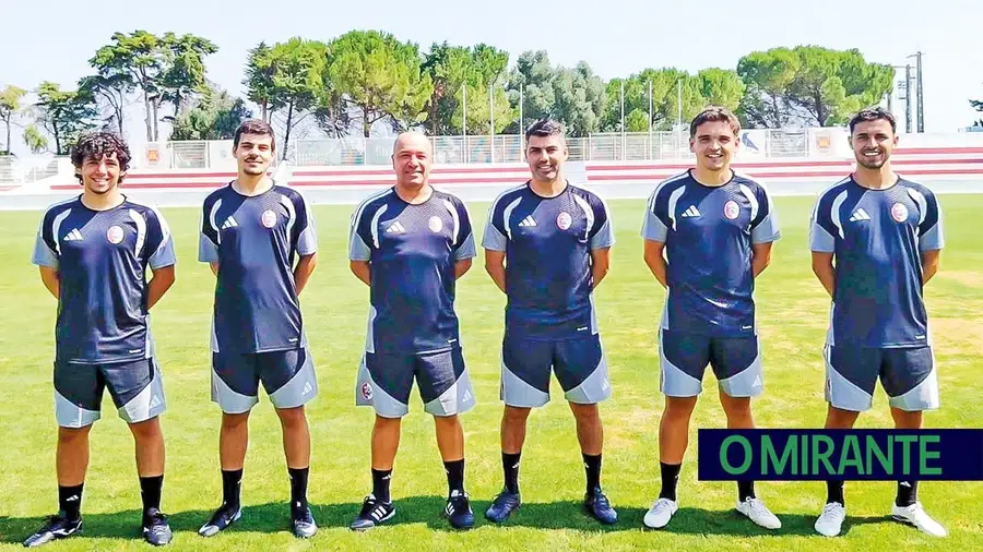 União de Santarém apresenta equipa técnica liderada por Gonçalo Carvalho