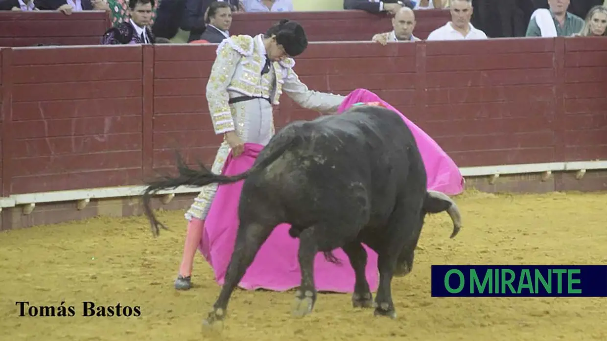 Campo Pequeno recebeu primeira corrida da temporada