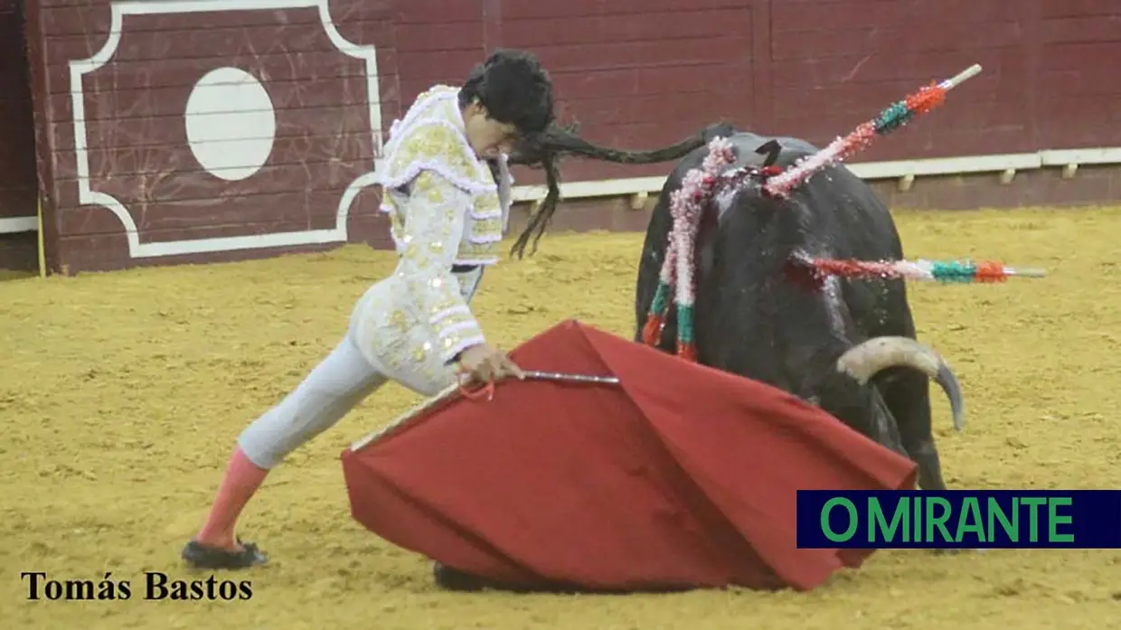 Campo Pequeno recebeu primeira corrida da temporada