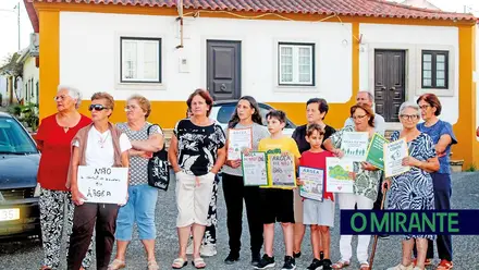 Vigília nocturna em Árgea junta 150 pessoas contra unidade de biometano