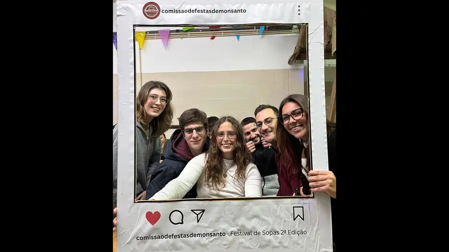 Monsanto celebra quatro dias de festa em honra do Divino Espírito Santo