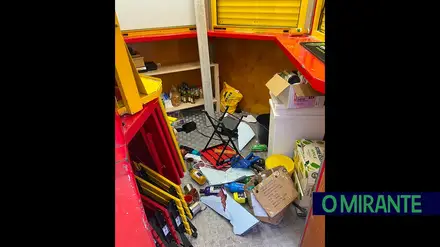 Furto causa prejuízo superior a mil euros em quiosque de Coruche