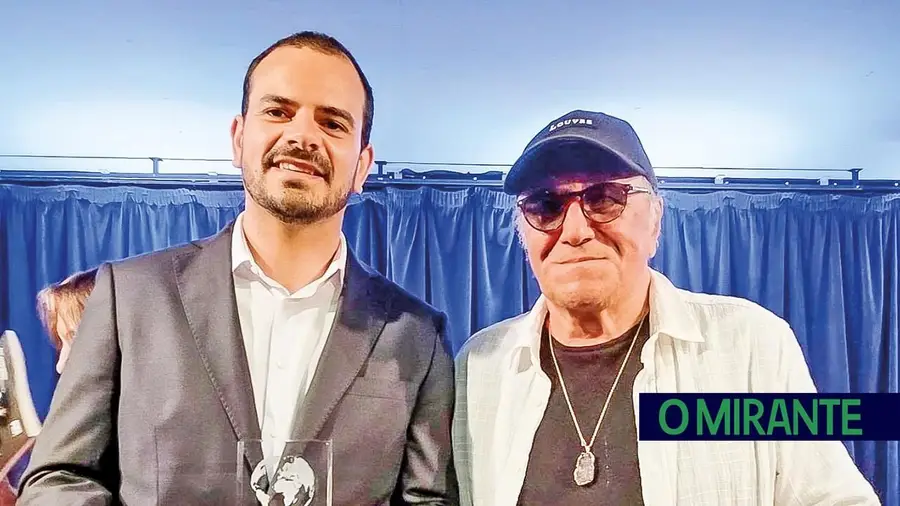 José Cid recebe Prémio Língua Mãe e leva o nome da Chamusca ao palco da cultura