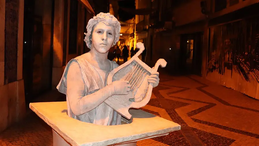 Estátuas Vivas homenageiam ofícios tradicionais no centro histórico de Santarém