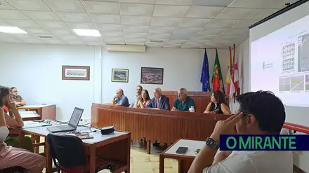 Executivo da Póvoa e Forte da Casa apresenta proposta para resolver falta de estacionamento