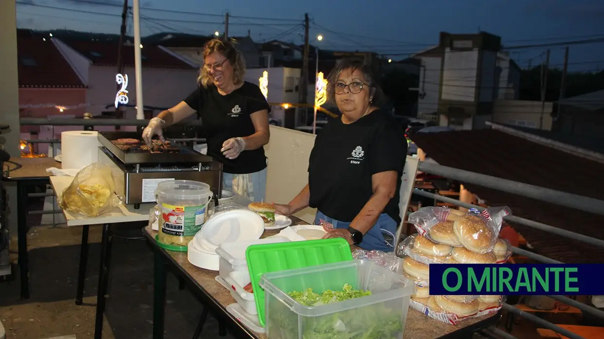 Granja vive fim-de-semana de festa com casa cheia