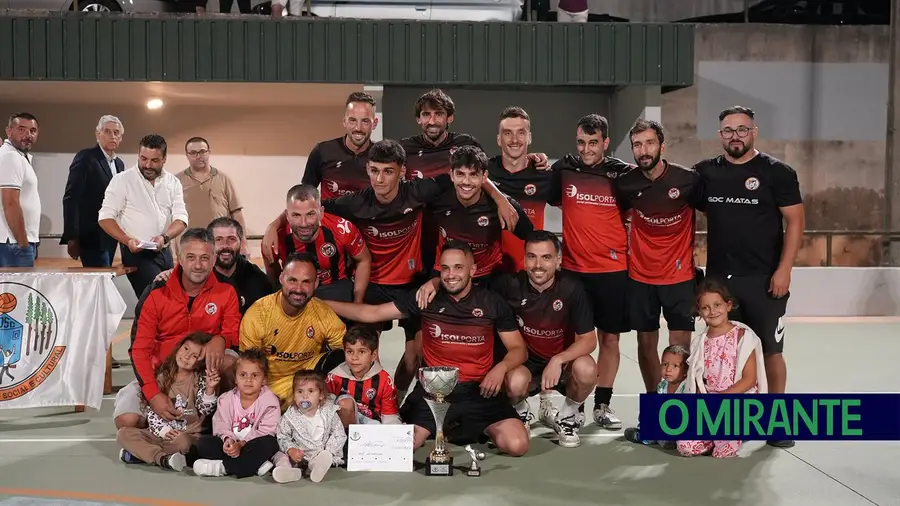GDRC Matas conquista Torneio de Futsal do Cercal