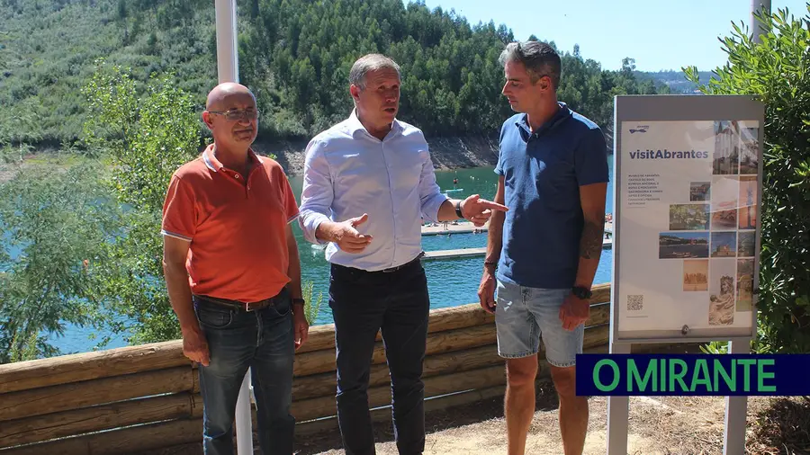 Abrantes leva às praias fluviais combate ao lixo que navega até ao mar
