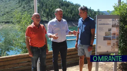 Abrantes leva às praias fluviais combate ao lixo que navega até ao mar