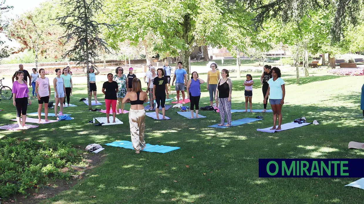 Yoga nos Jardins das Portas do Sol desafia Santarém a abrandar