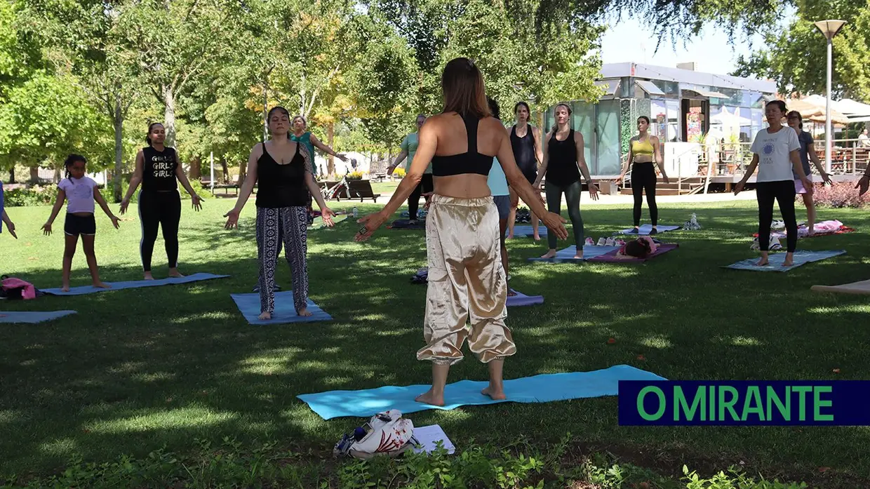 Yoga nos Jardins das Portas do Sol desafia Santarém a abrandar