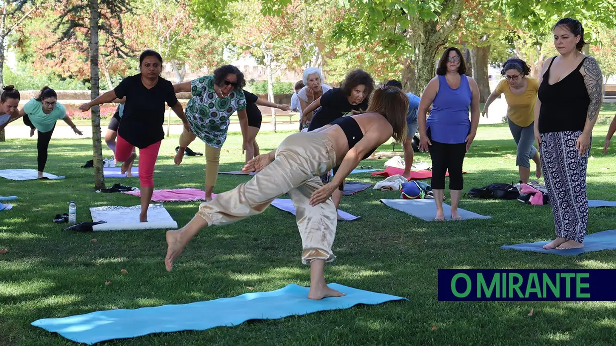 Yoga nos Jardins das Portas do Sol desafia Santarém a abrandar