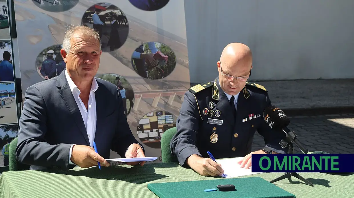 PSP e GNR de Abrantes reforçam meios com novas viaturas