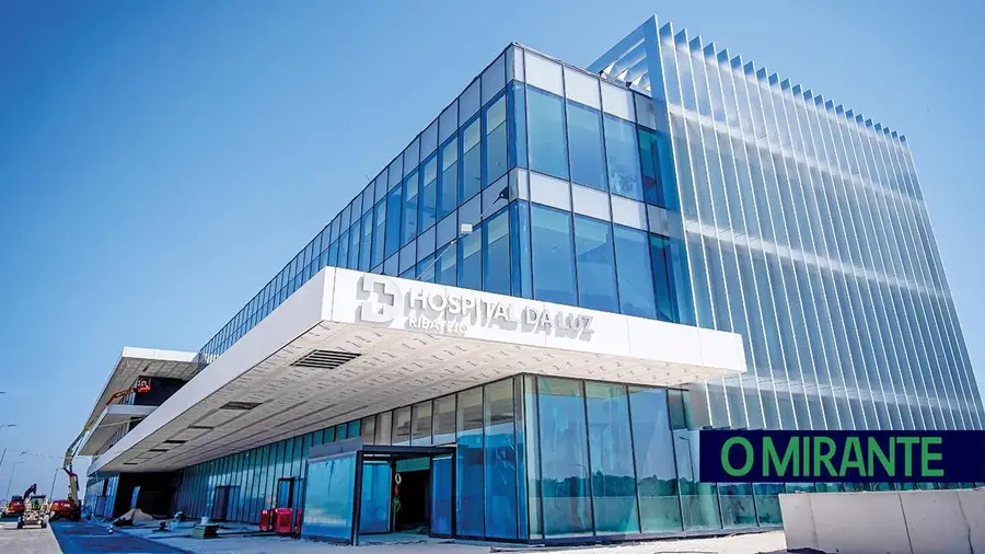 Um hospital faz-se de pessoas