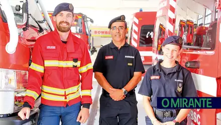 Famílias de bombeiros vivem com o coração nas mãos durante a época de incêndios