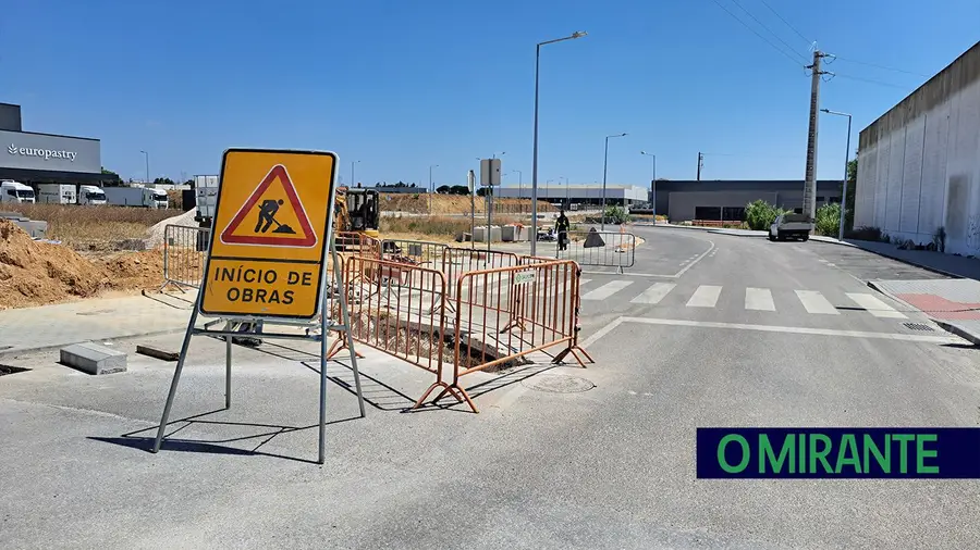 Beneficiação da EN1 entre Vila Franca de Xira e o Carregado prevê nova passagem de peões