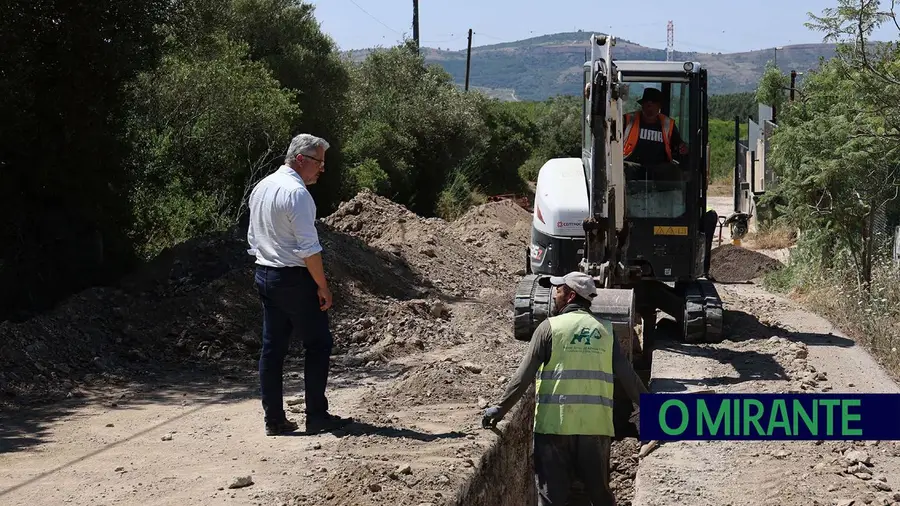 Arruda dos Vinhos começa a reparar condutas afectadas por deslizamentos do inverno