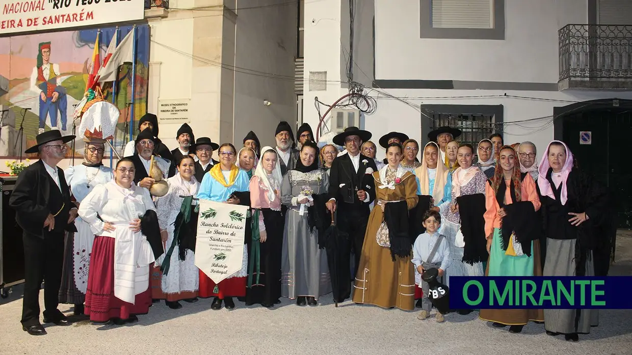 Ribeira de Santarém juntou grupos de folclore de norte a sul do país