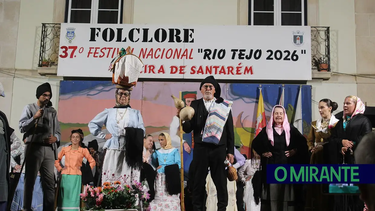 Ribeira de Santarém juntou grupos de folclore de norte a sul do país