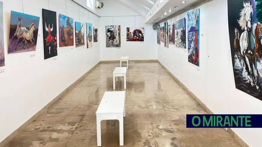 Galeria Municipal do Entroncamento acolhe exposição sobre história da cidade