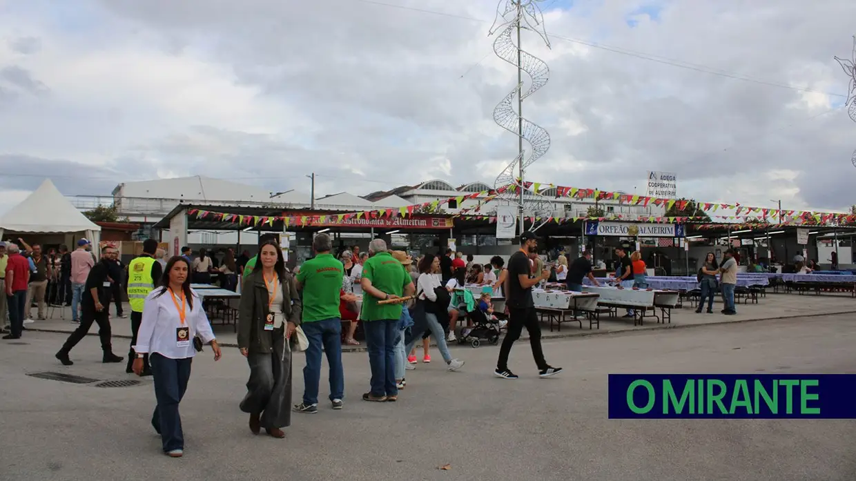 Festival da Sopa da Pedra em Almeirim já arrancou no Parque das Tílias