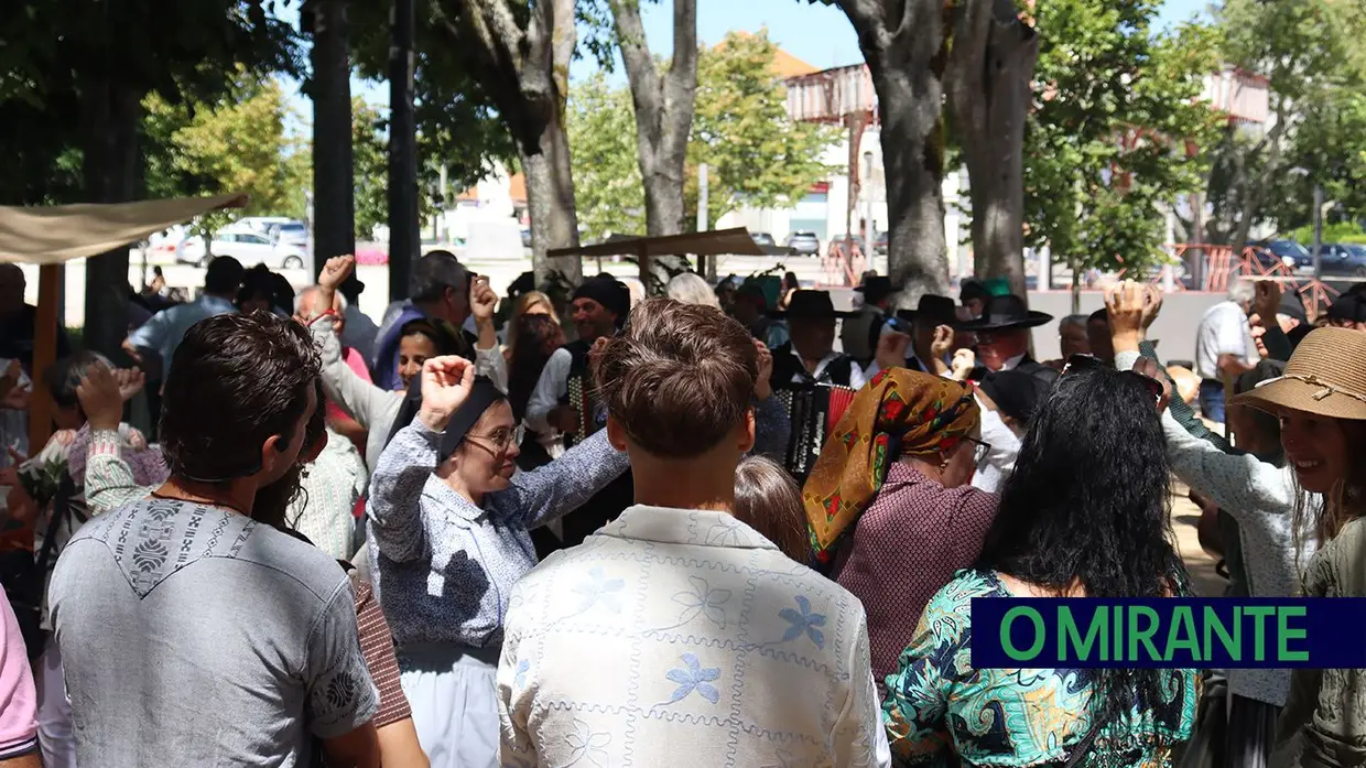 Tradições ribatejanas animaram o Jardim da República em Santarém