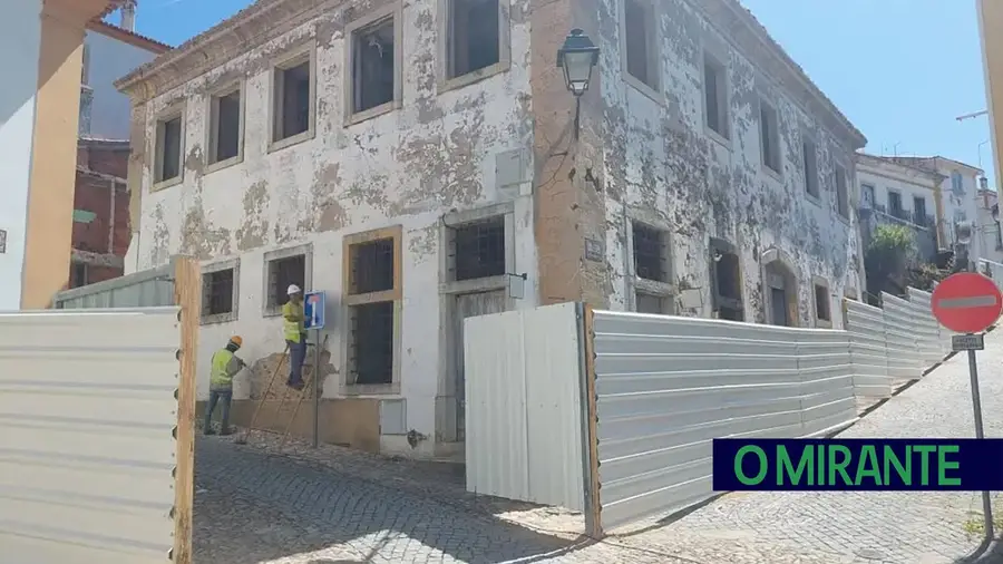 Constância sem garantia de financiamento para concluir Loja do Cidadão