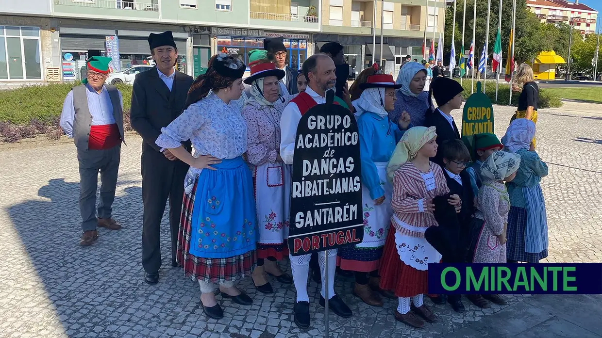 Festival de Folclore Celestino Graça abre com homenagem ao patrono