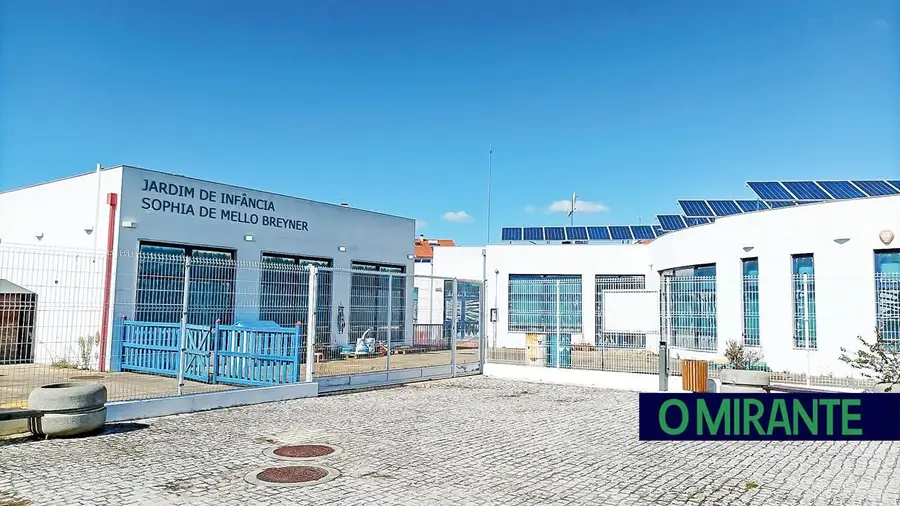 Entroncamento joga pelo seguro e vai mesmo demolir jardim de infância com problemas