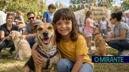 Cãovívio Solidário junta animais e famílias no Jardim 25 de Abril em Coruche