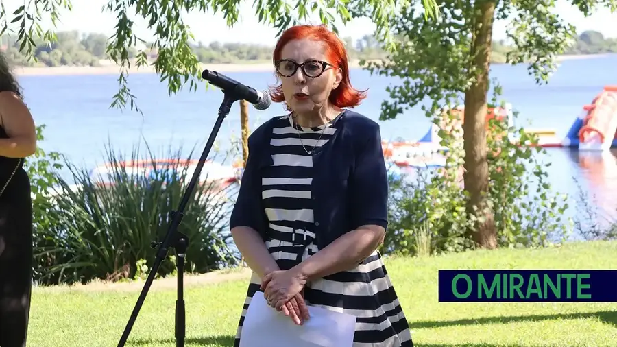 Ministra do Ambiente rejeita construção de novos aterros sanitários no país
