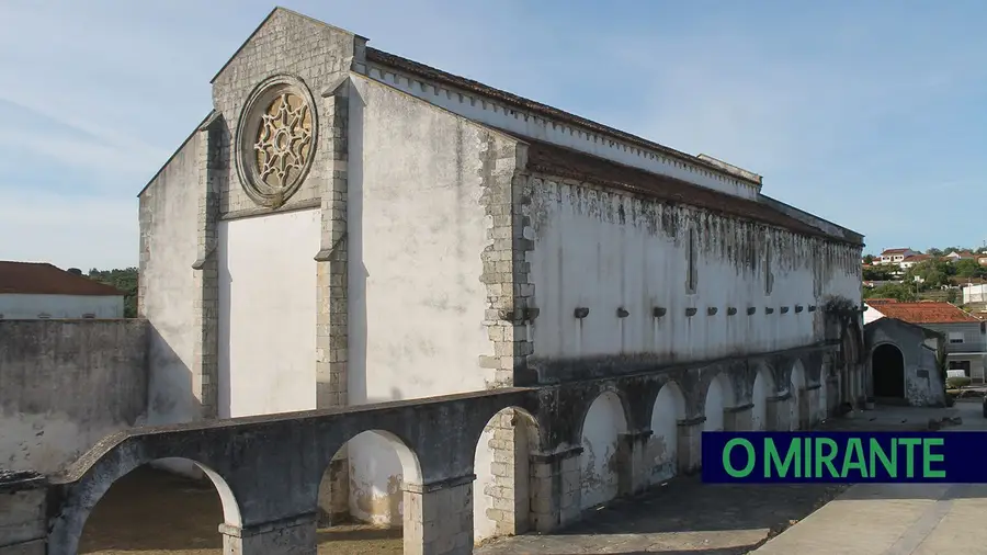 Convento de Almoster recebe recital “Eterno feminino”