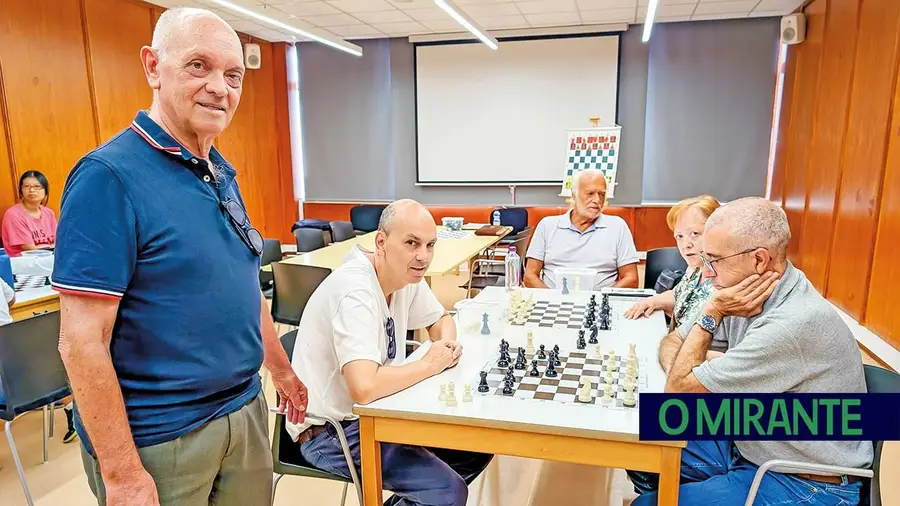 Xeque-mate ao esquecimento: o xadrez resiste em Alverca