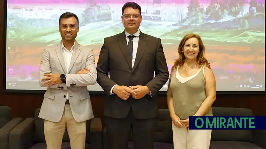 Nova direcção da Escola Agrária de Santarém tomou posse