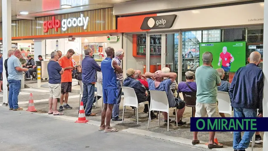 O camarote popular da Avenida O Século