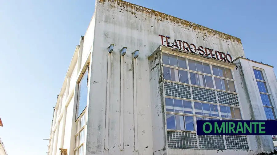 Cine-Teatro São Pedro recebe mais 924 mil para mecânica de cena; reabertura continua sem data