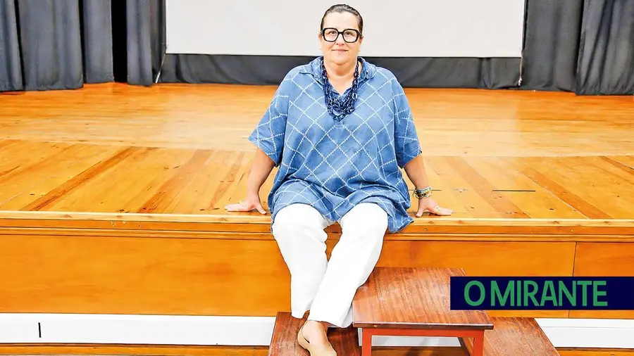Vanda Branco quer romper com a estagnação e dar nova vida à Casa do Povo de Aveiras de Cima