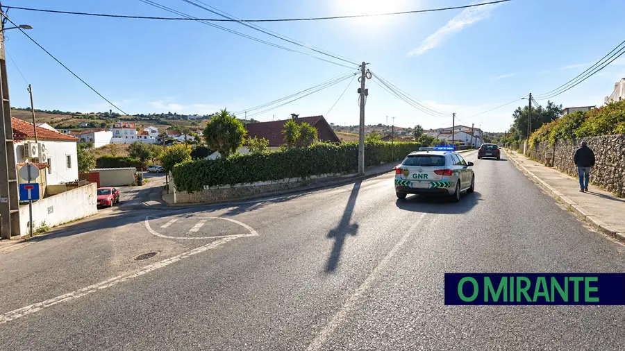 Apontou arma aos vizinhos e ameaçou matá-los em Arruda dos Vinhos