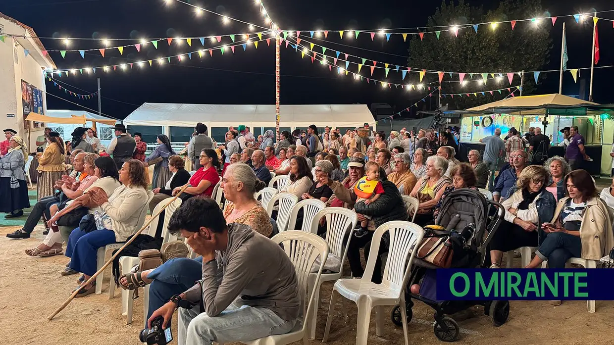 Ponte Celeiro dança ao ritmo da tradição numa noite de folclore
