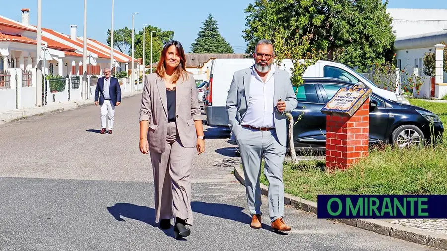 Paulo Queimado e Cláudia Moreira foram trabalhar para empresa que “alimentaram” durante os seus mandatos